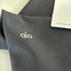 Alo Yoga Airlift Legging in Classic Black